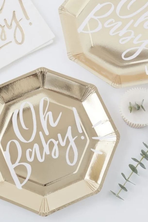 classy baby shower ideas 37