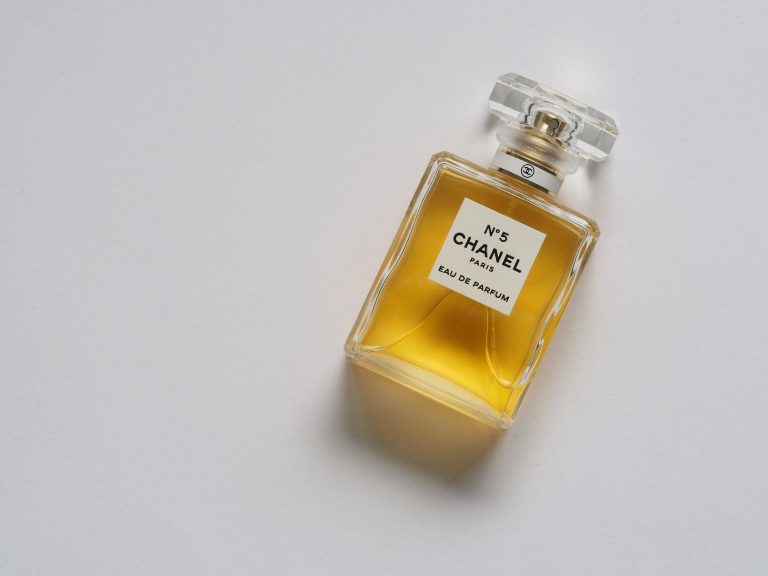 25+ Best Perfumes For Women To Smell Expensive