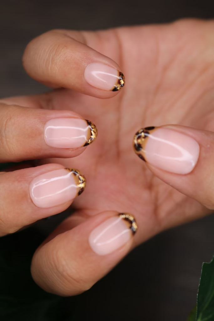 59 Best Short Nail Designs To Wear Everyday 12 image 50