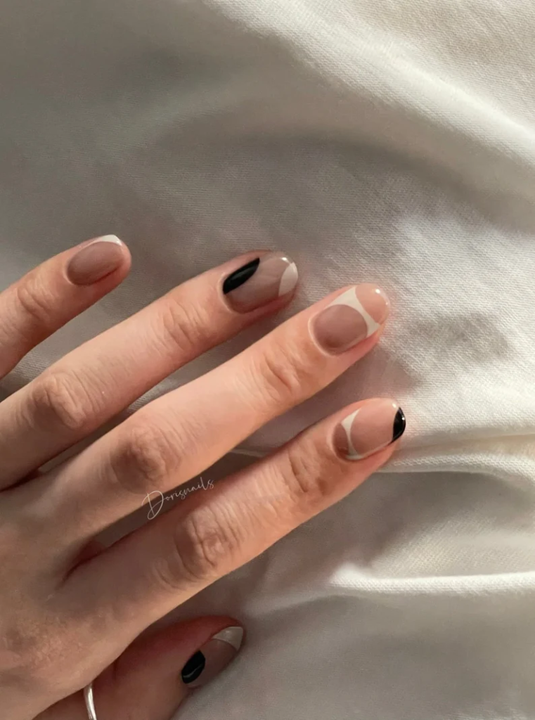 59 Best Short Nail Designs To Wear Everyday 27 image 66