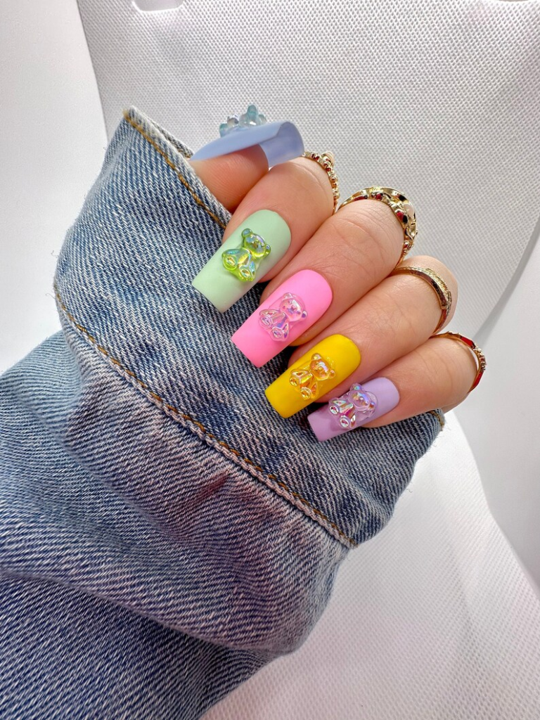 81 Simple Aesthetic Spring Nails Design Ideas This 2023