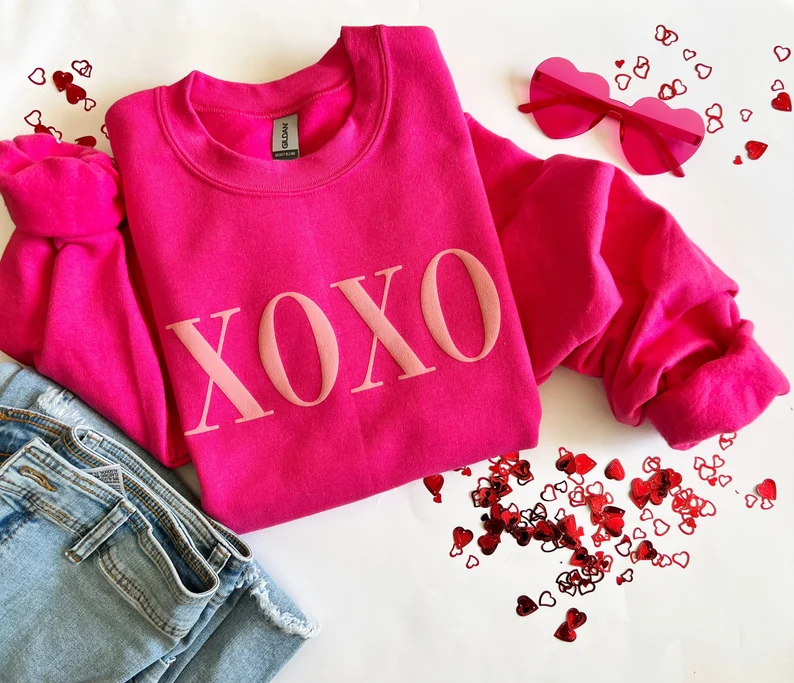 51 Cute Women's Valentines Day Sweatshirts To Look Full of Love 53 image 5